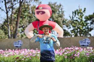 BIB: 
                            <button type="button" onclick="openModal(27803906)" class="btn btn-primary btn-sm float-right btn-popup" data-toggle="modal" data-target=".modal-high-quality">
                        <i class="fas fa-shopping-cart"></i> Add to Cart
                    </button>
                                            <button type="button" onclick="isThisMe(27803906, true)" class="btn btn-success btn-sm float-right btn-popup btn-isme hidden" data-toggle="tooltip" data-placement="bottom" title="นี่คือรูปของคุณใช่ไหม คลิกที่นี่เพื่อเอาเข้าอัลบั้ม">
                        <i class="fas fa-plus"></i> Add to album
                    </button>
                    <button type="button" onclick="isThisMe(27803906, false)" class="btn btn-warning btn-sm float-right btn-popup btn-isnotme hidden">
                        <i class="fas fa-ban"></i> Remove from album
                    </button>